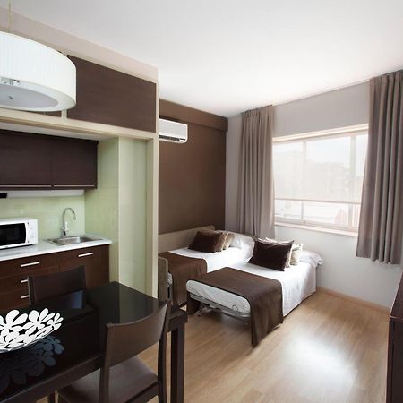 Senator Barcelona Apartments מראה חיצוני תמונה