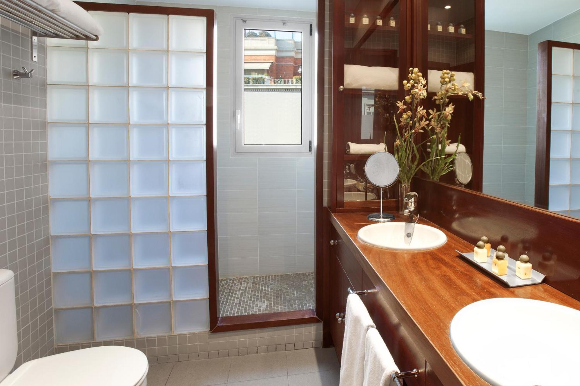 Senator Barcelona Apartments מראה חיצוני תמונה